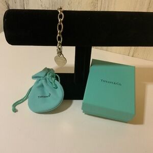 Tiffany and Vo. Sterling Silver Vintage Heart Bracelet